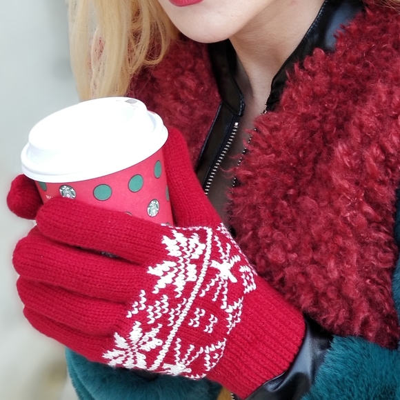 Winter Knit Gloves - Picture 3 of 4